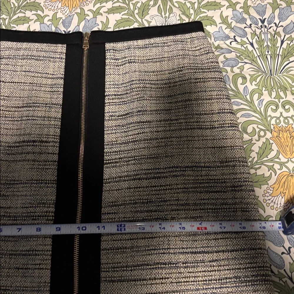 Ann Taylor Black and Cream Tweed Zip Front Mini Skirt 2